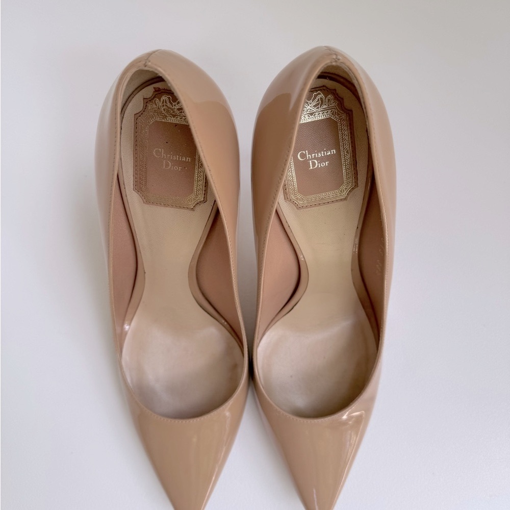 Dior Nude Patent Leather Heels - Picture 4 of 10